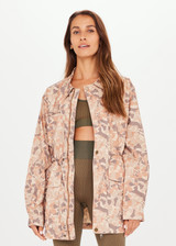 THE UPSIDE Henley Rover Utility Jacket in our Desert Camo print is a sustainable organic cotton utility jacket with pockets, zipper and press stud placket closure, internal cotton drawcord at waist and shoulder panel detailing.
