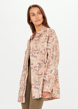 THE UPSIDE Henley Rover Utility Jacket in our Desert Camo print is a sustainable organic cotton utility jacket with pockets, zipper and press stud placket closure, internal cotton drawcord at waist and shoulder panel detailing.