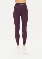 【The Upside】 Form Seamless mid-riseレギンス FORM SEAMLESS 25IN MIDI PANT in PLUM | The UPSIDE