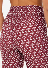 THE UPSIDE women's floral Firefly 25 Inch Legging is designed for a mid rise supportive fit in a breathable recycled super soft fabric. Made for pilates.