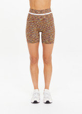 THE UPSIDE women's multi-coloured spacedye Seamless 5-Inch Spin Short offers a supportive, comfortable fit with ribbed waistband and arrow logo. Made for yoga and Pilates.