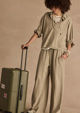 SOHO TOKIO WIDE LEG PANT in KHAKI | The UPSIDE