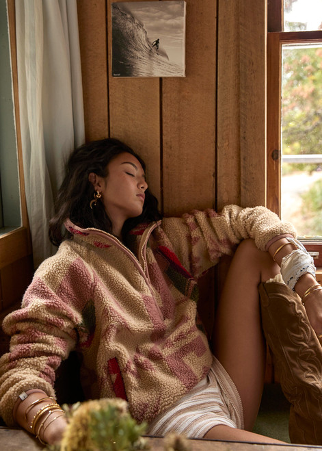 TOTEM HARLOW FLEECE PULLOVER in ROSEWATER | The UPSIDE