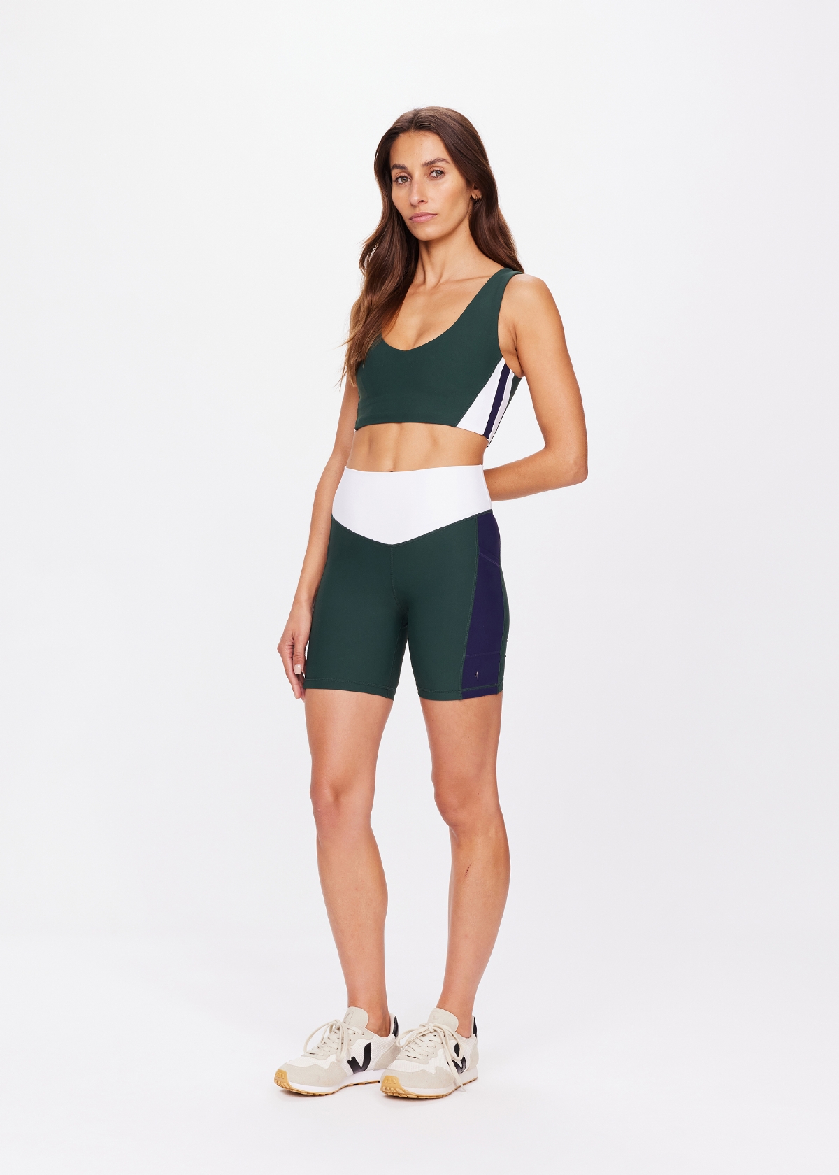 【The Upside】 Playoff Isaacスポーツブラ PLAYOFF ISAAC V NECK BRA in EDEN | The UPSIDE