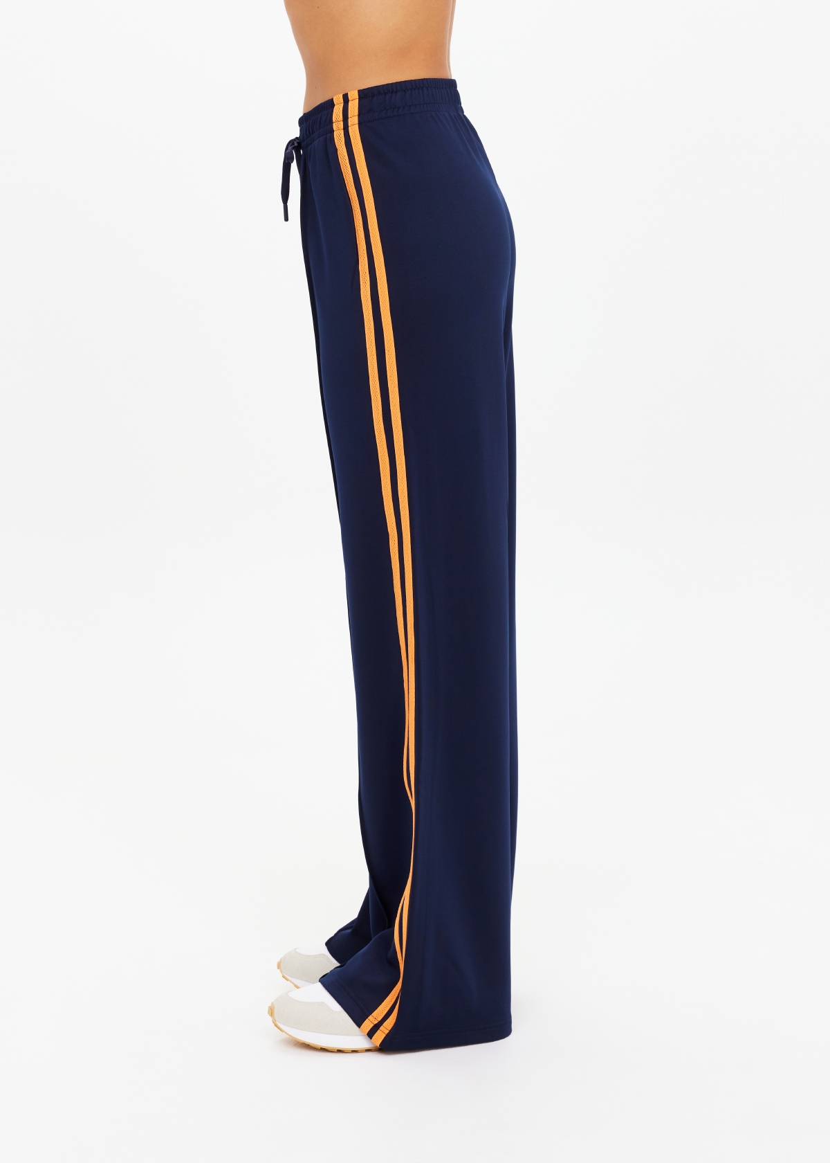 VITESSE MARNIE WIDE LEG PANT in NAVY | The UPSIDE