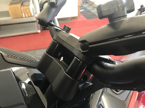 Show Chrome - F3 2015 et plus & RT 2020 et plus - Rehausseur De Guidon