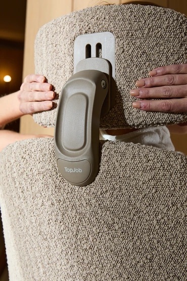 Adjusting the headrest on the TopJob NAPA boucle office chair