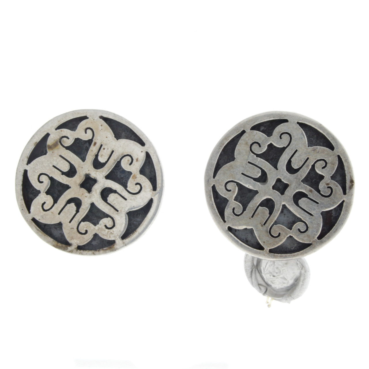 Vintage Navajo Native American Sterling Silver Black Onyx Clip On Earrings  - Ellis Antiques