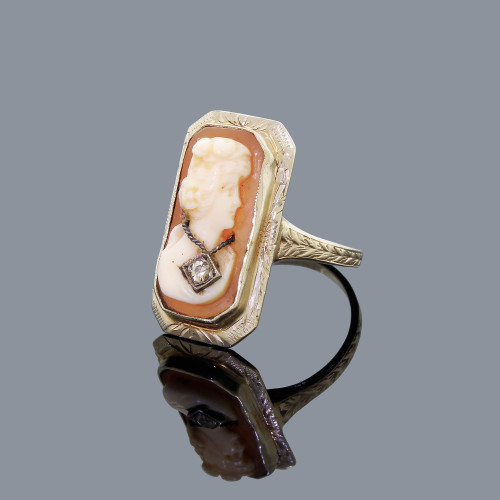 Vintage Art Deco 14K White Gold With Diamond Hand Carved Cameo Ring Size 7.25
