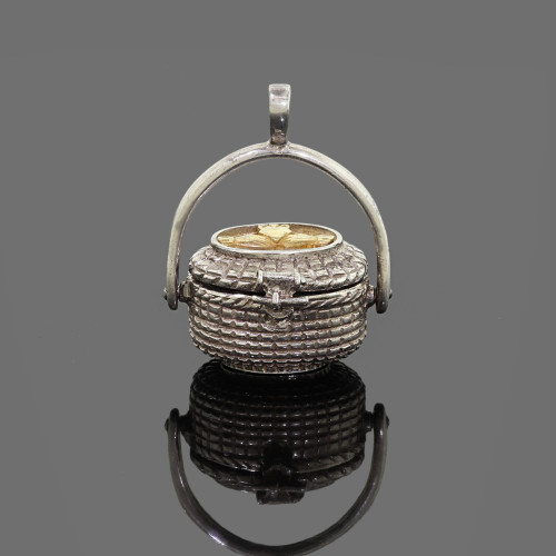 Vtg. Sterling Silver Nantucket Basket Charm W/ Claddagh Symbol On