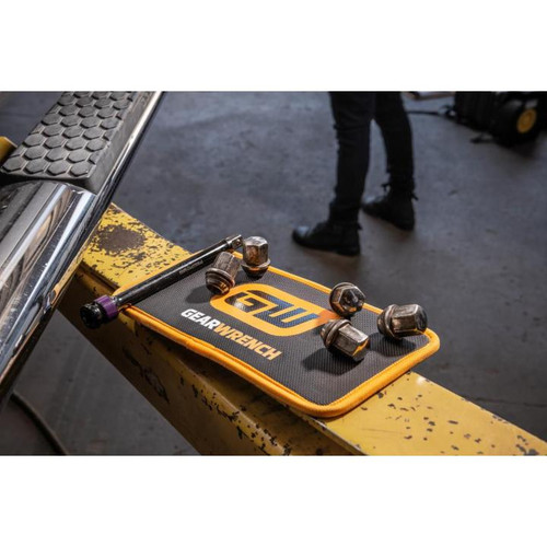 Gearwrench 10" X 8" High Strength Magnetic Tool Mat GWMAGMAT108