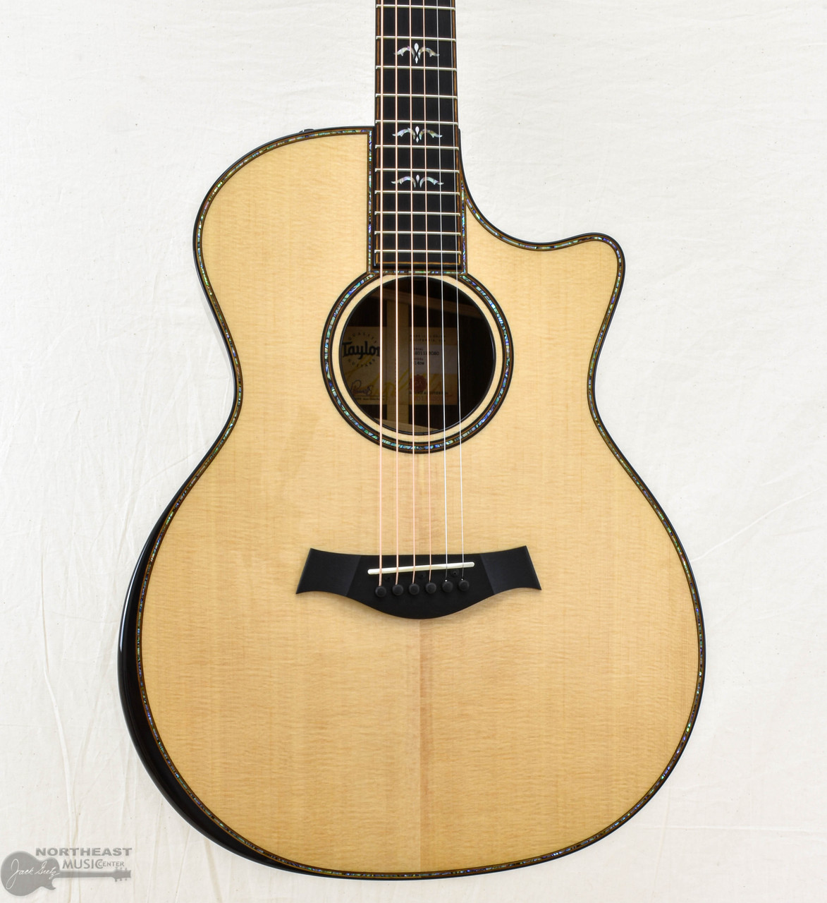 Taylor 914ce Grand Auditorium Acoustic Electric Guitar with V