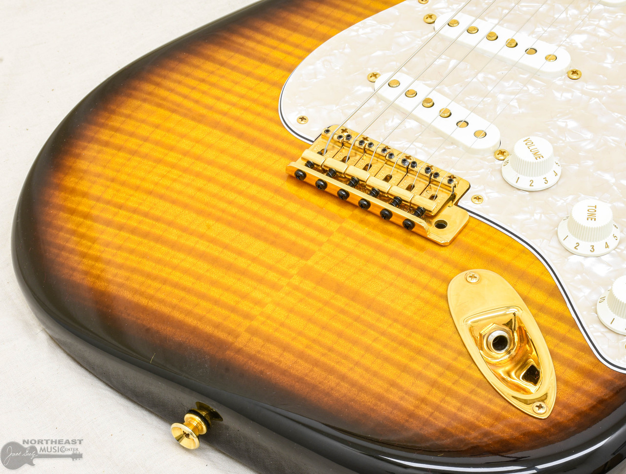 Fender Stratocaster サンバースト　1994年製 Fender American Vintage 57 Stratocaster 2-Color Sunburst 【1994年