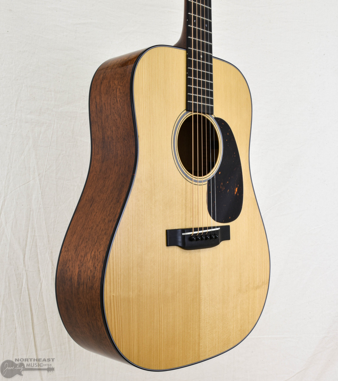 C.F. Martin D-18 Authentic 1937 | Northeast Music Center Inc.