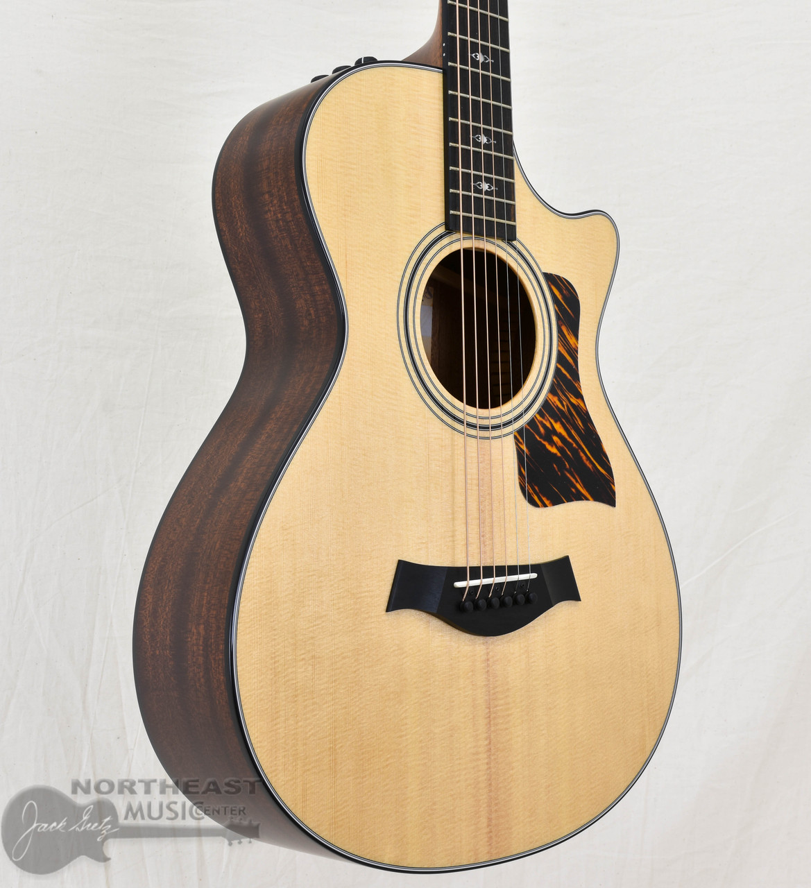 Taylor 312ce 12-Fret Grand Concert Acoustic/Electric Guitar