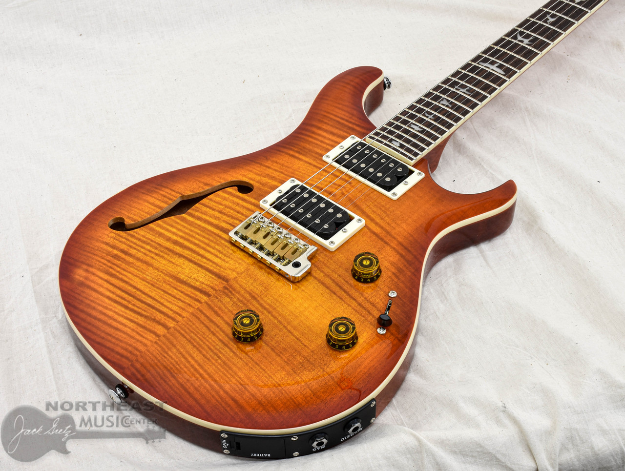 PRS SE Custom SEMI-HOLLOW 2017年製 Amazon.com: PRS SE Custom 24 Semi-Hollow Piezo, Charcoal