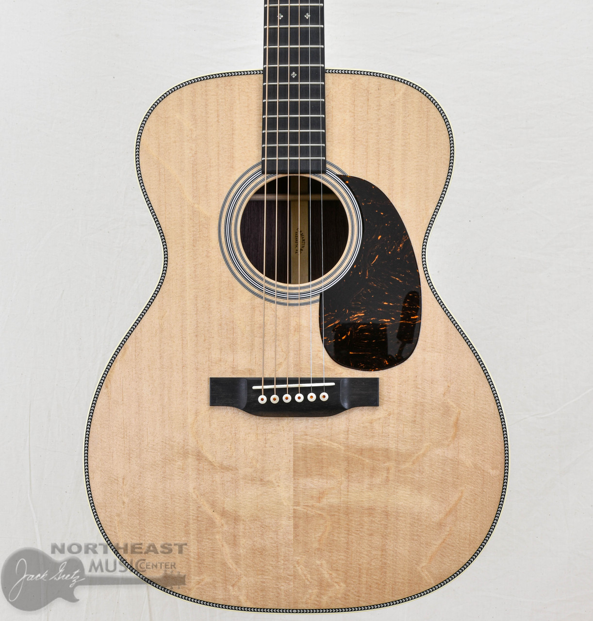 C.F. Martin Custom Shop 000 Bearclaw Sitka Spruce w/ Wild Grain