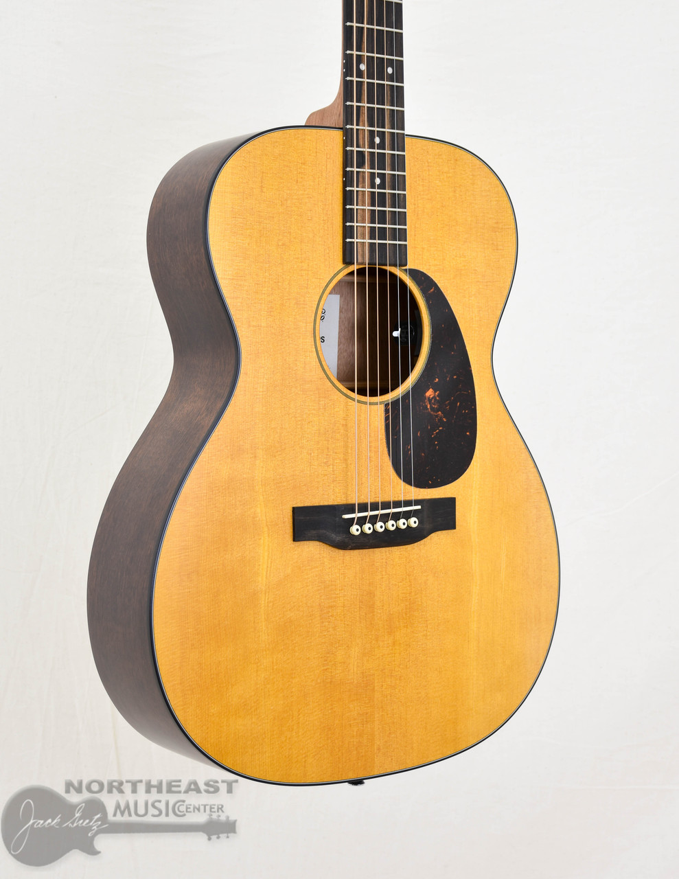 Martin 000-10E Retro Road Series | Northeast Music Center Inc.