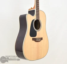 Takamine GD51CELHNAT Lefty Natural  (s/n:0100) | Northeast Music Center Inc.