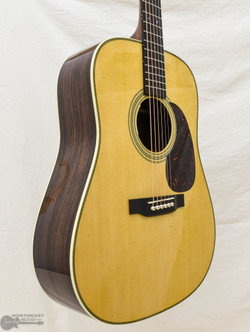 C.F. Martin HD-28E Acoustic/Electric Guitar w/ L.R. Baggs Active Pickup (HD28ELRB) | Northeast Music Center Inc.