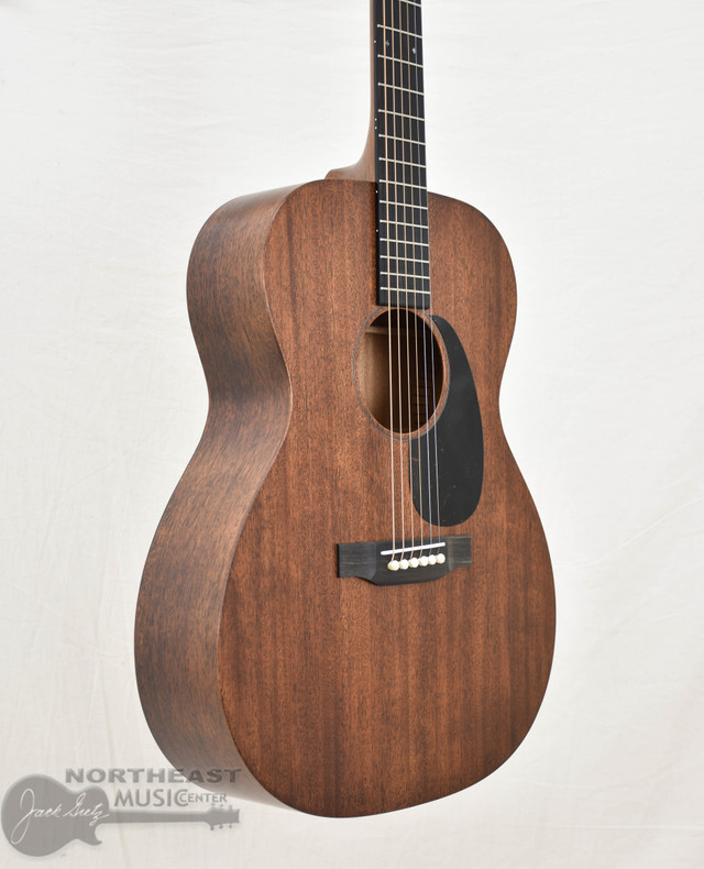 C.F. Martin 000-17 Standard (s/n: 6286) | Northeast Music Center Inc.