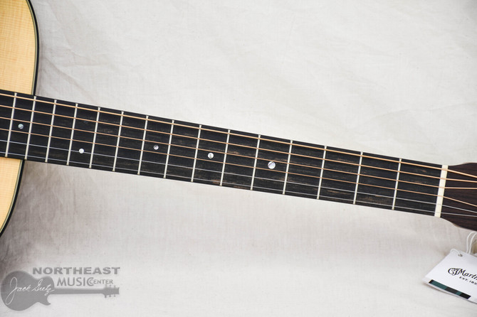 Martin 00-18 Standard Series Acoustic Guitar Natural (s/n:0767) | Northeast Music Center Inc.