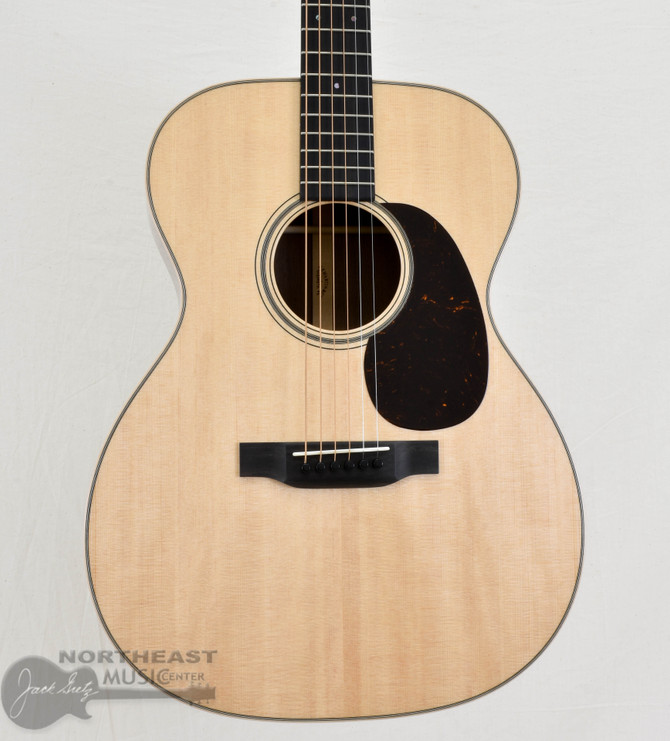 C.F. Martin Custom Shop 000 w/ Black Walnut Back & Sides | Northeast Music Center Inc.