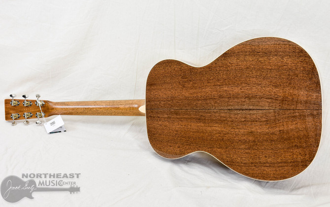 C.F. Martin Custom Shop 000 w/ Black Walnut Back & Sides | Northeast Music Center Inc.