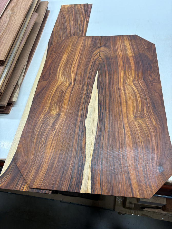 Martin Custom ''00'' Grand Concert Body Chocolate Cocobolo (Pre-Order)| Northeast Music Center Inc.