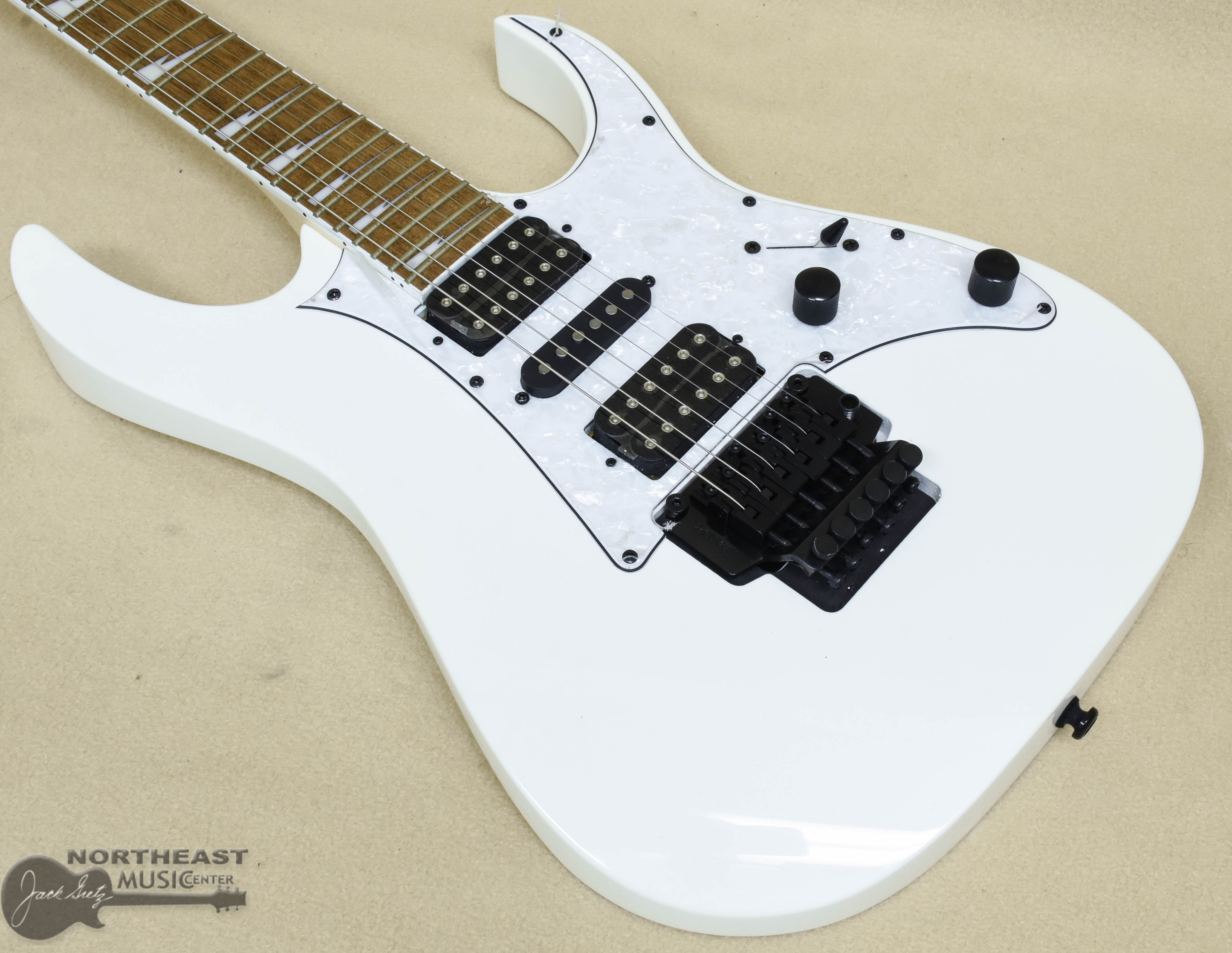 Ibanez RG450DXB Electric Guitar in White | Northeast Music Center