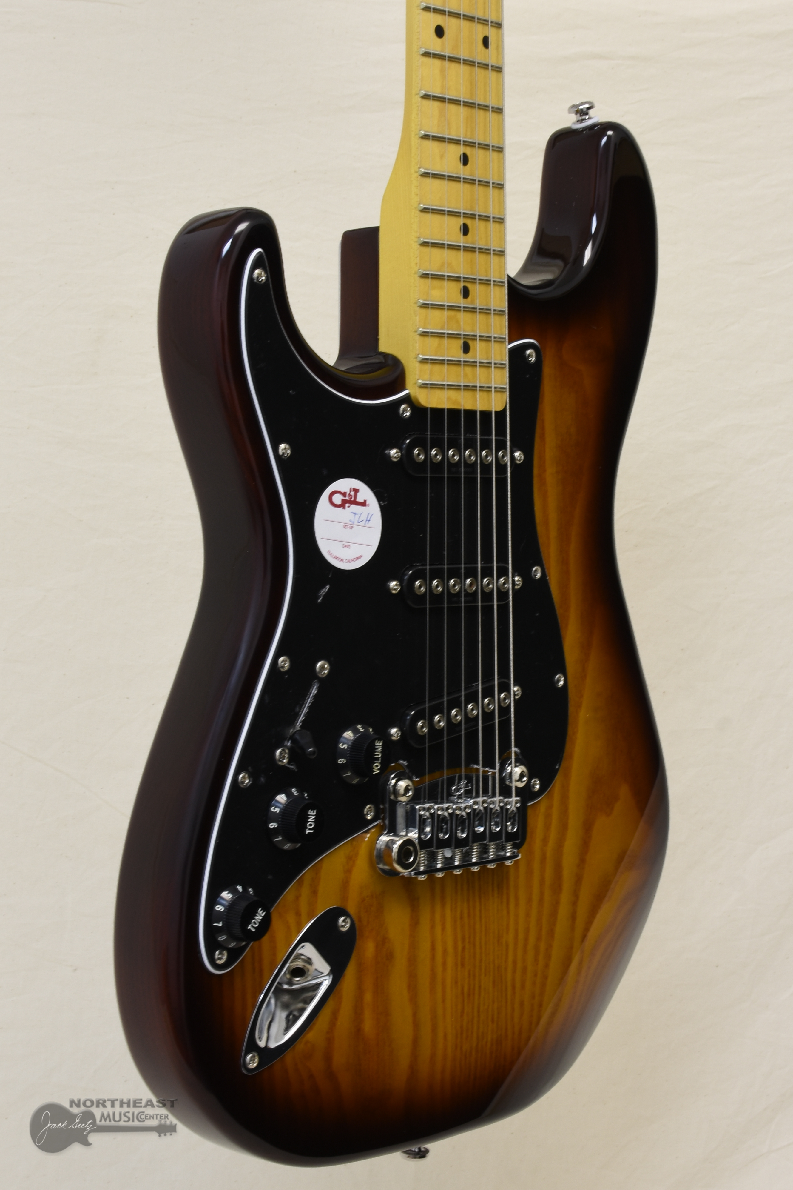 G&L Tribute Series S-500 Left-Handed - Tobacco Sunburst