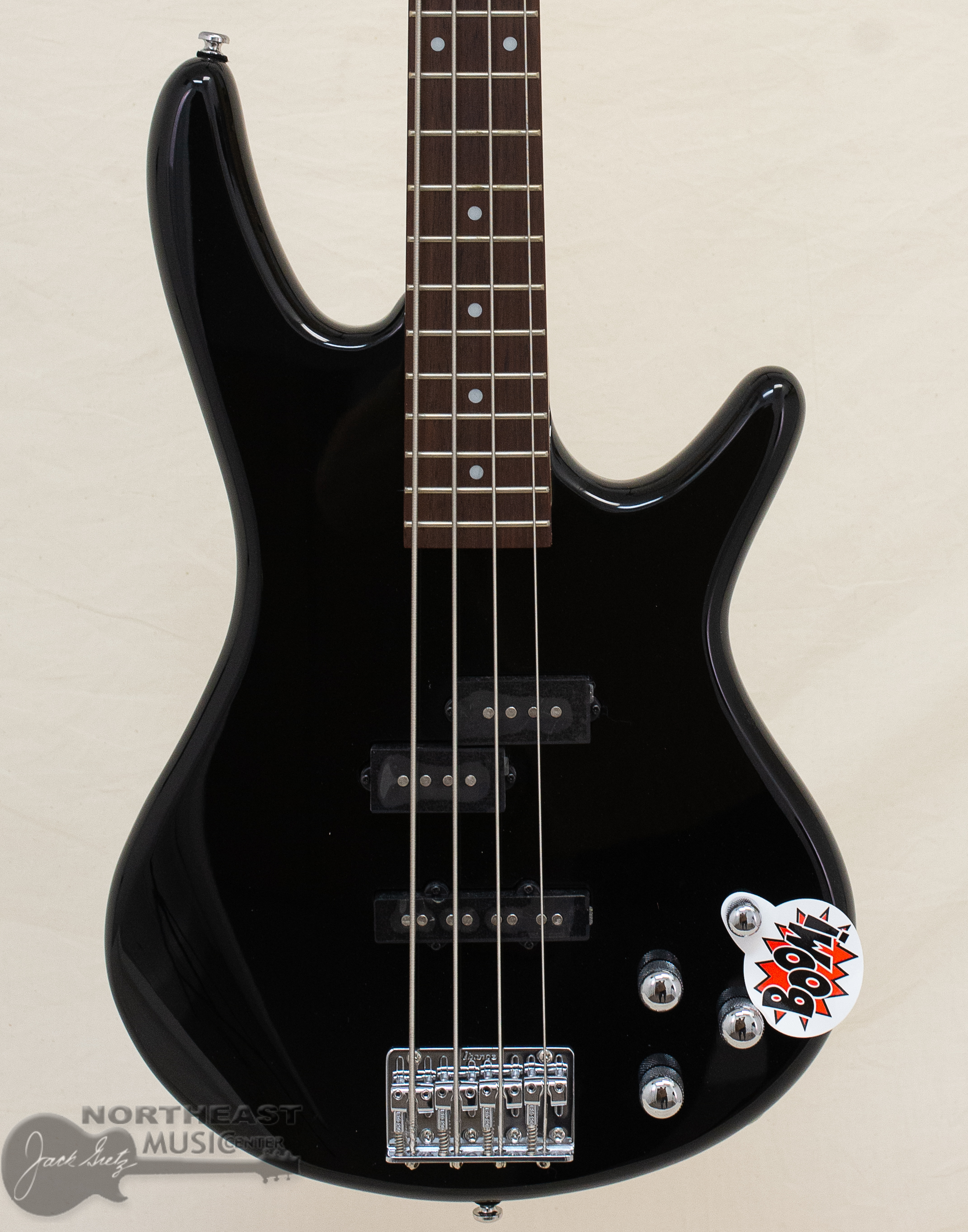 Ibanez GSR200 Gio Soundgear Bass Guitar in Black | Northeast Music