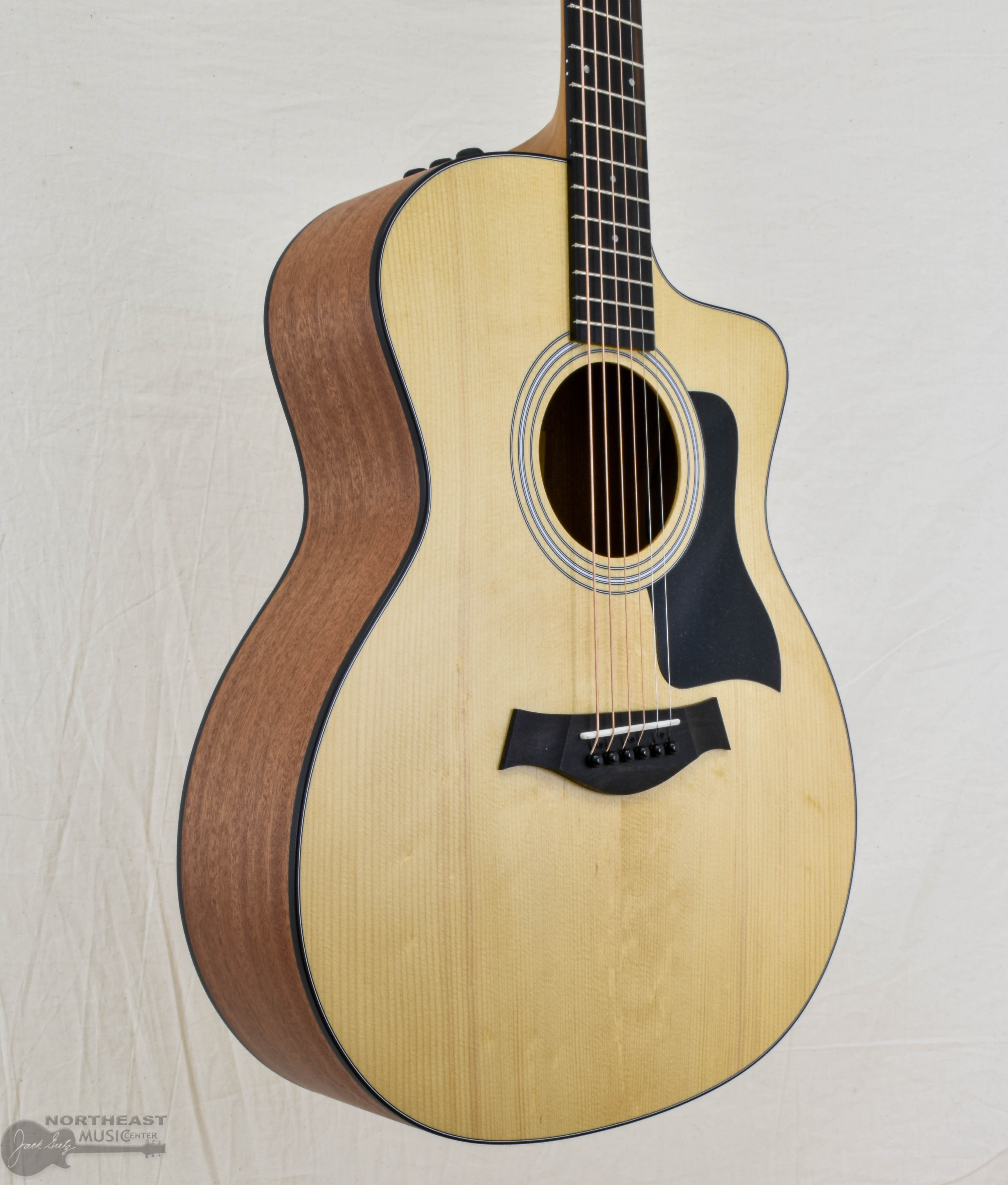 Taylor 114ce Sapele Acoustic/Electric Guitar | Northeast Music