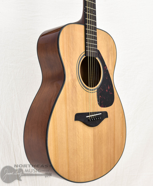 Yamaha FS800J Acoustic Auditorium Guitar | Northeast Music Center Inc.