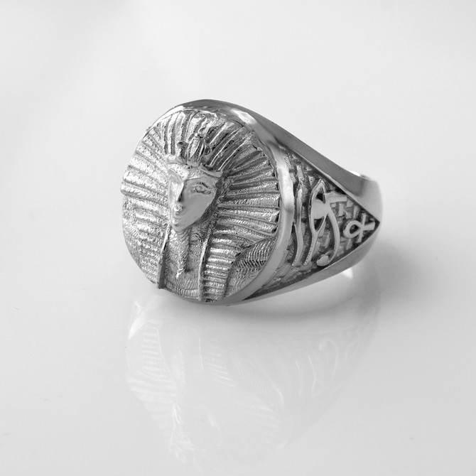 Sterling Silver Tutankhamun Egyptian Pharaoh King Tut Horus Ring