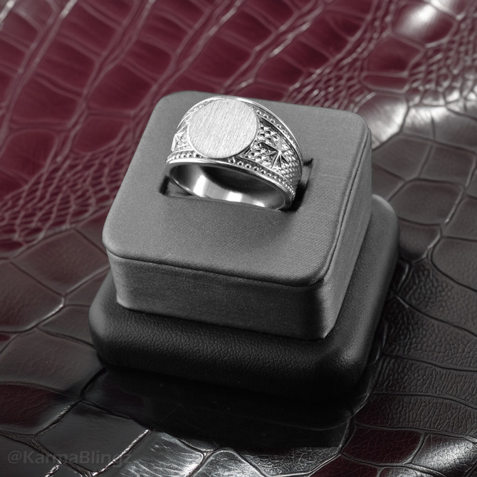 Bold Sterling Silver Northern Star Brushed Round Signet Ring for Men