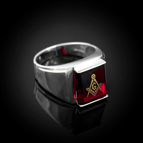 Masonic Ring Black Reversible Square and Compass a Hallmarked 9ct Gold