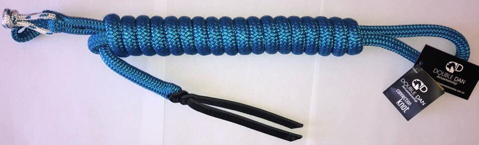Blue with blue and white fleck knot (standard colour)