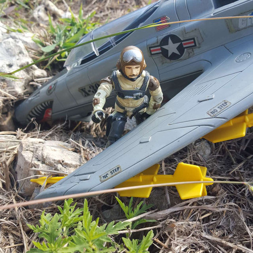 1986 GI Joe Slip Stream Pilot of Conquest X-30 just downed his jet