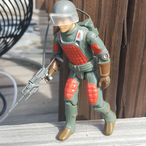 1982-83 Swivel Arm Flash Complete on the run