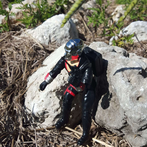 1983 Cobra Destro Complete taking cover