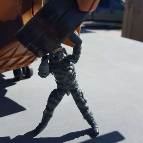 1984 Cobra Firefly sabotaging the 1986 GI Joe Tomahawk