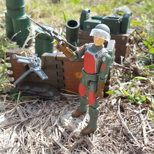 1982 GI Joe Flash Straight Arm ready for the battle to start.