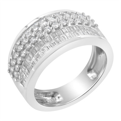 14K White Gold Round and Baguette Diamond Ring (1 1/2 Cttw, F-G Color, SI1-SI2 Clarity) - Size 8 N162-015614R800