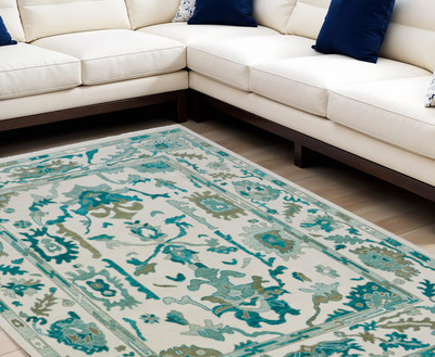 8' X 10' Green and Ivory Wool Floral Hand Knotted Area Rug With Fringe N270-566306