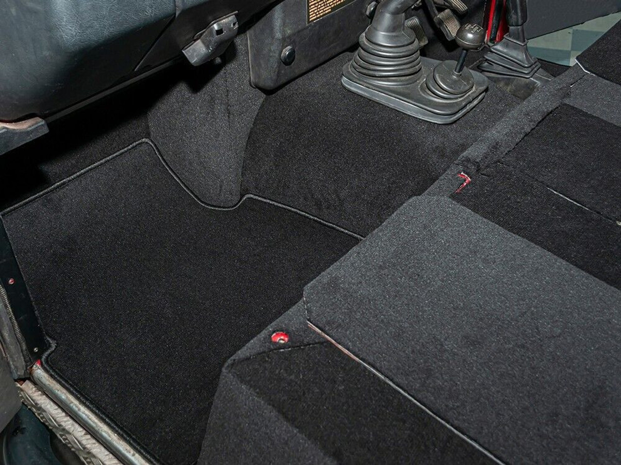 Britpart Black LT77 Defender 90 Carpet Set with Inwards Facing Rear Seats