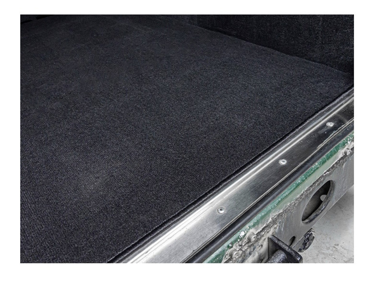 Britpart Black LT77 Defender 90 Carpet Set with Inwards Facing Rear Seats