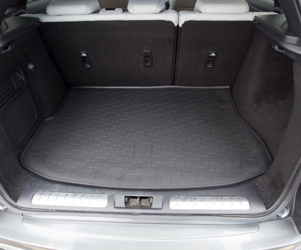 Travall Range Rover Evoque Load Space Mat - TBM1081