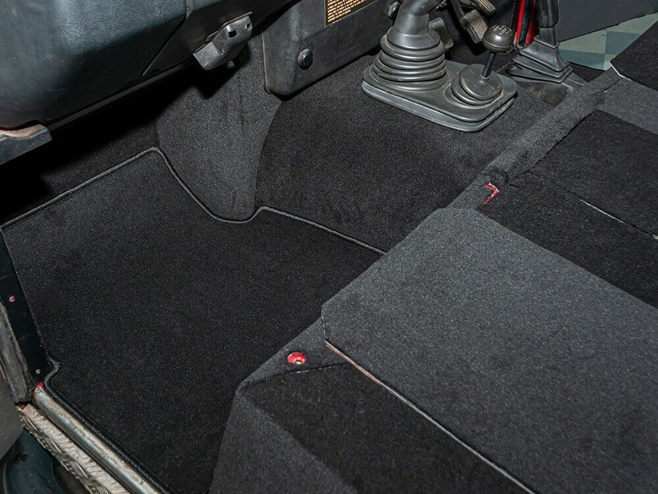 Britpart Black LT77 Defender Carpet Set - DA4910