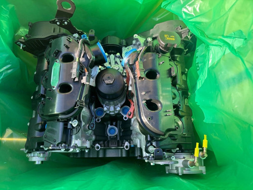 Genuine 3.0 V6 Diesel Gen 2 Engine - LR106166
